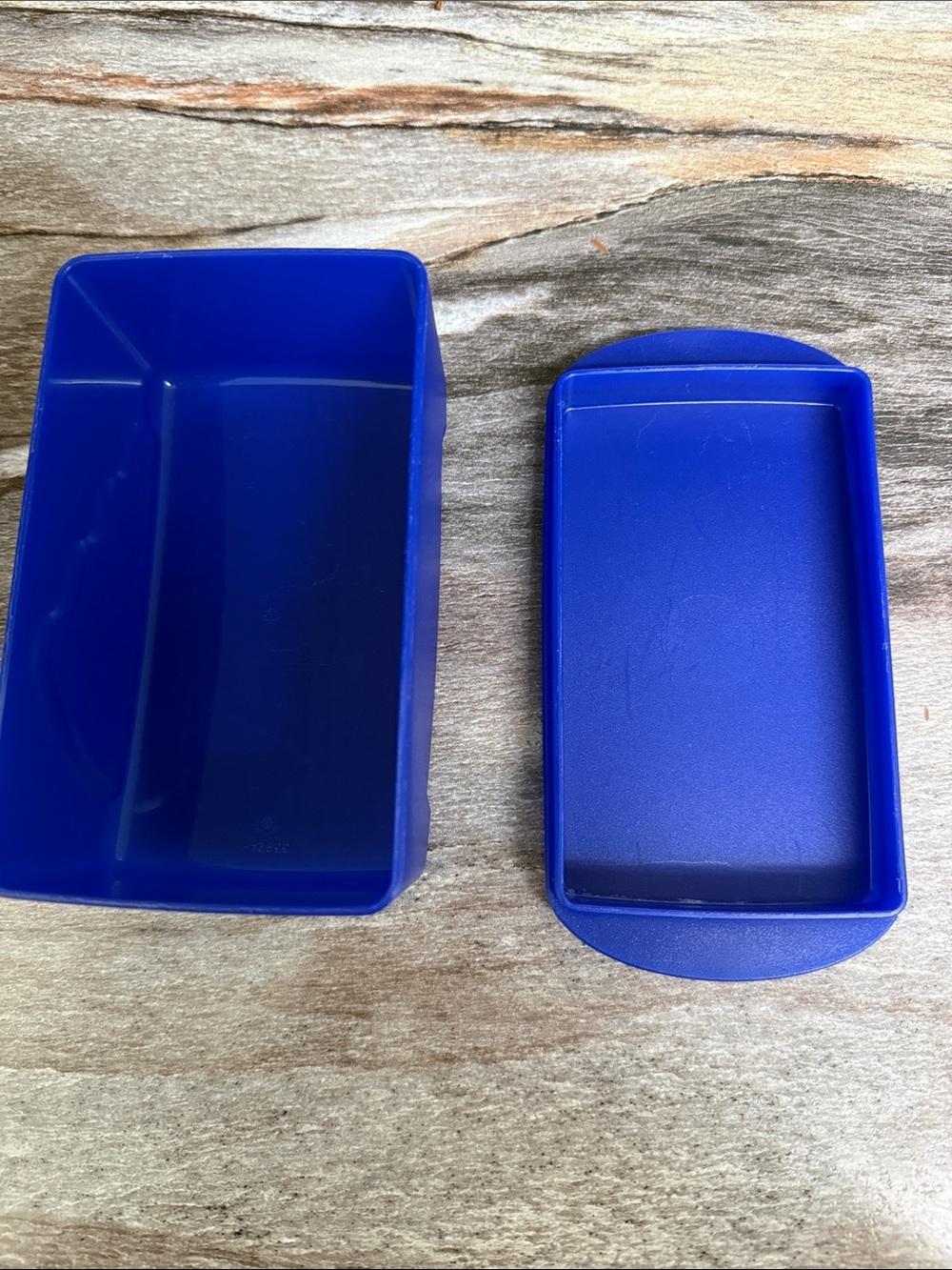 Tupperware Butter 🧈 Dish - Picture 3 of 4